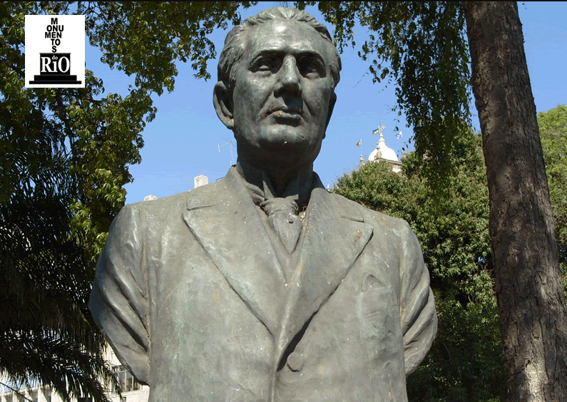 Escultura do Conde Pereira Carneiro